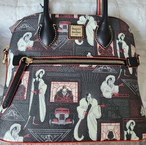 DIsney Parks Dooney & Bourke 2021 Cruella De Vil  Zip Crossbody NWT!